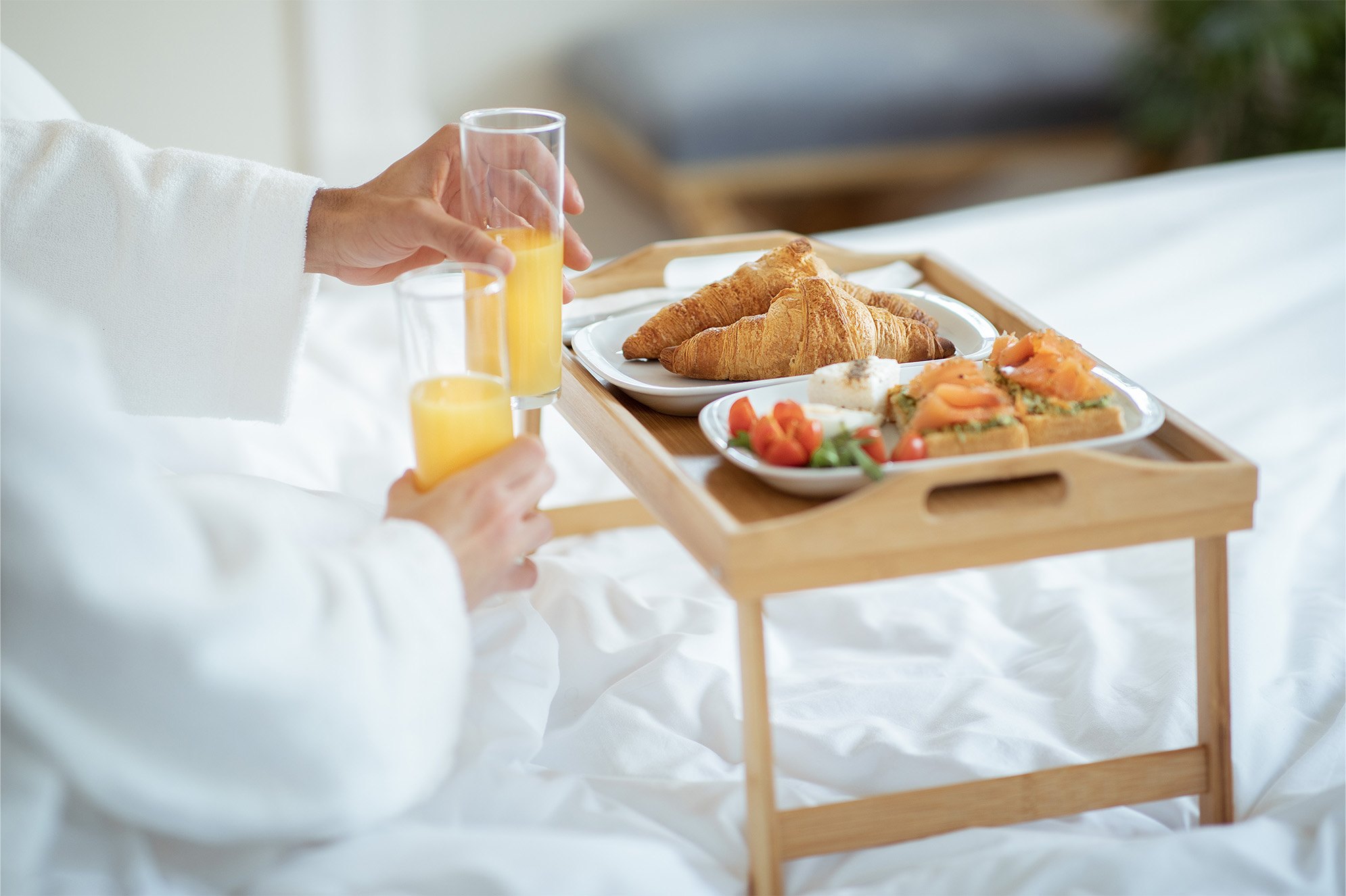 Petit-déjeuner servi au lit